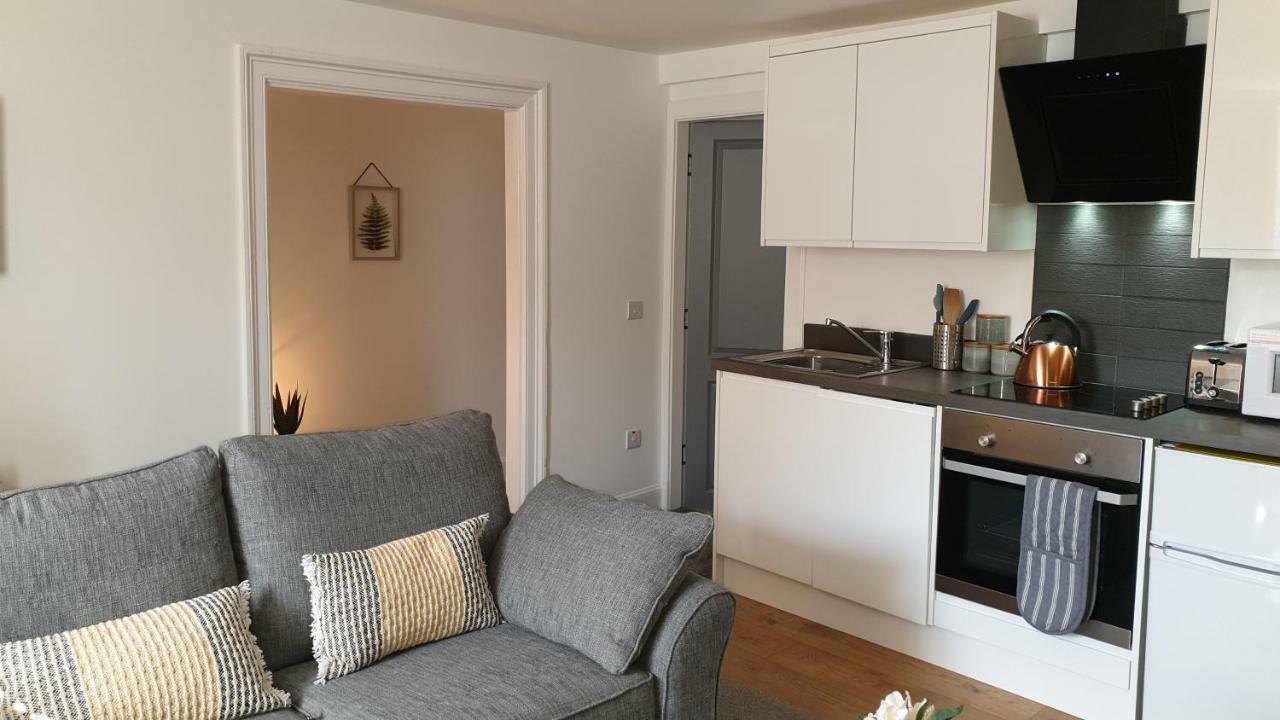 24 East Green. 앤스투루더 외부 사진